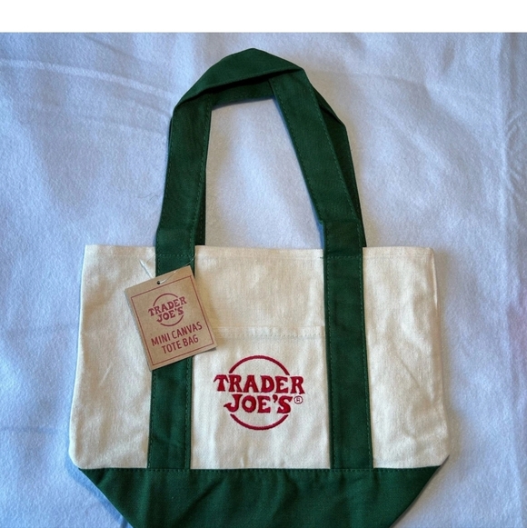 Trader Joe’s Mini Canvas Tote Bags Set Of 4 (Blue, Green, Yellow, Red) NWT - Picture 4 of 6